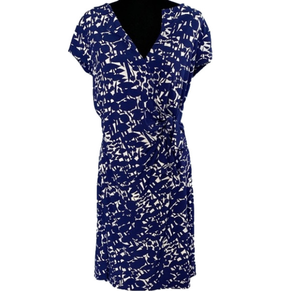 New York & Company Dresses & Skirts - New York & Co. Faux Wrap Dress